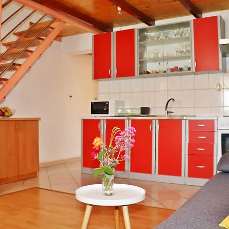 Nedjeljka Apartment *
